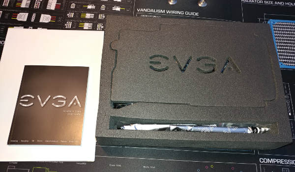 EVGA GeForce GTX 1080 TI FTW3 iCX Hydro Copper GAMING malachid